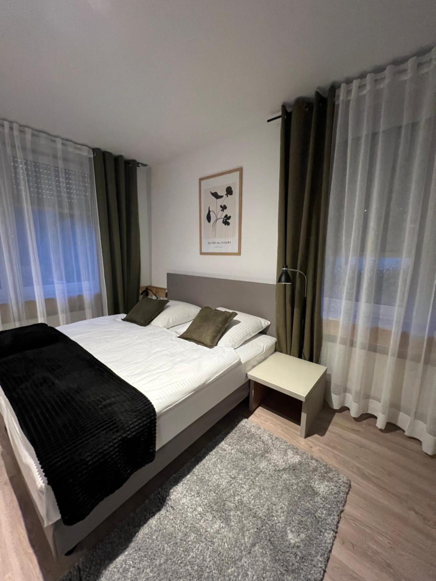 בקנאנג Alpha Rooms מראה חיצוני תמונה